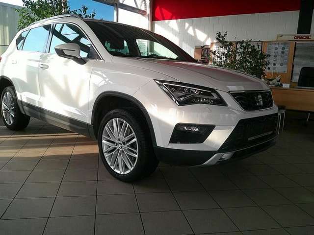 Seat Ateca Xcellence NAV Schiebedach EPH etc. TOP (148)